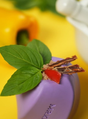 Для лакомств Mr.Kranch Игрушка Mr.Kranch для собак Твистер 8*8 см фиолетовая с ароматом сливок (вид 19) Для лакомств Mr.Kranch Игрушка Mr.Kranch для собак Твистер 8*8 см фиолетовая с ароматом сливок (фото, вид 19)