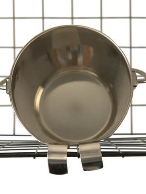 Миски, поилки, хранение корма Mr.Kranch Ведро Mr.Kranch из нержавеющей стали с креплением для клеток и вольеров 9,8 л (вид 13) Миски, поилки, хранение корма Mr.Kranch Ведро Mr.Kranch из нержавеющей стали с креплением для клеток и вольеров 9,8 л (фото, вид 13)